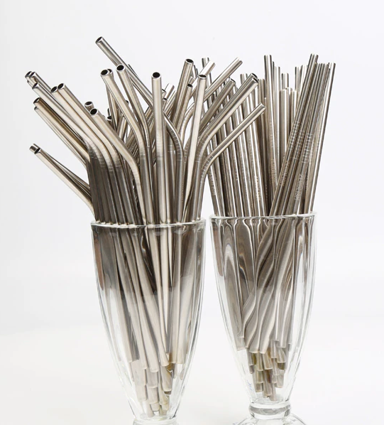 Metallist joogikõrs hõbedane, painutatud otsaga